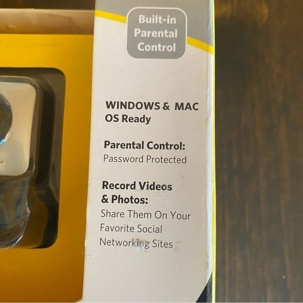 NEW Kodak Webcam Built In Microphone S101 Package Mac or Windows NEW